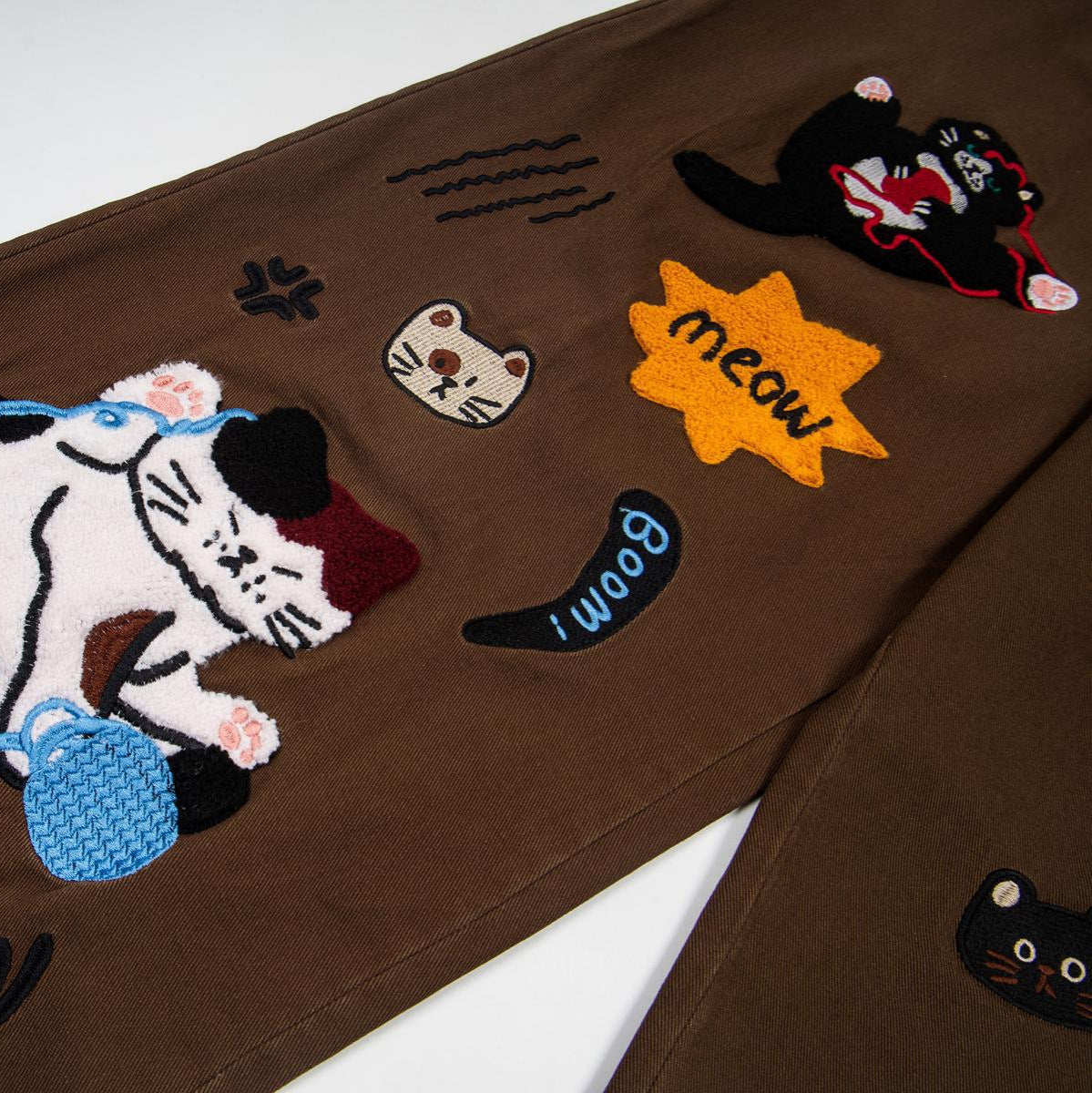 Cat Embroidered Jeans