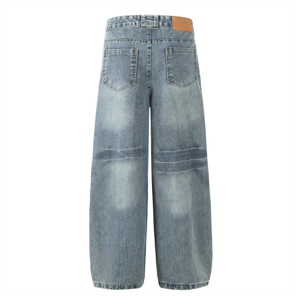 Washed curved knife jeans